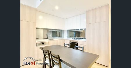 Modern furnished One-Bedroom in the Heart of Chatswood - Photo 4