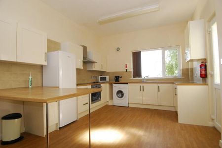 5 bedroom house to rent - Photo 4