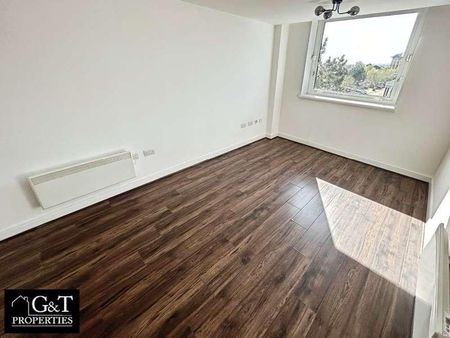 Apartment, Landmark, Waterfront West, Brierley Hill, DY5 - Photo 3