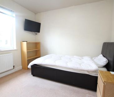 3 bedroom detached house to rent - Photo 4