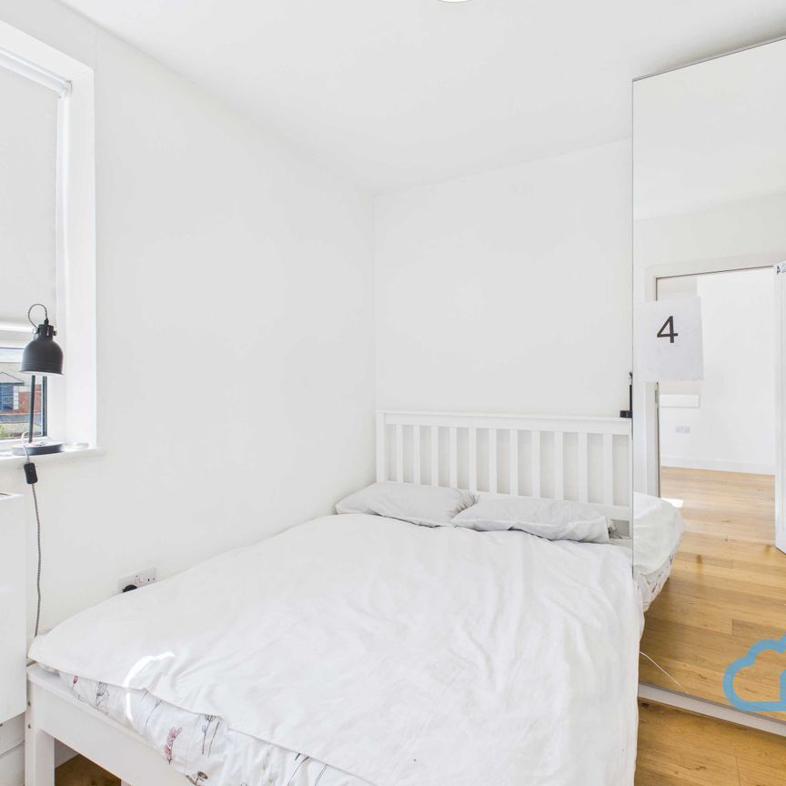 RM4 Westmead | Farnborough | GU14 7SG - Photo 1