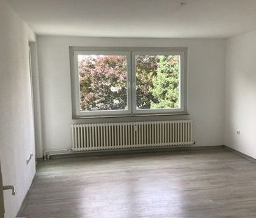 Helle und sanierte 3 Zimmer-Wohnung mit Balkon in Baumheide - Photo 2