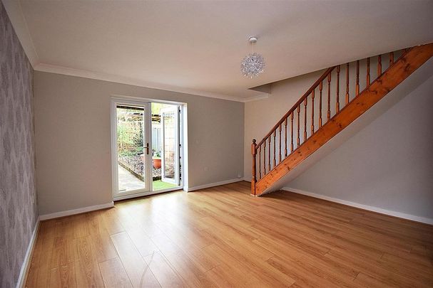 2 bedroom terraced house to rent - Photo 1
