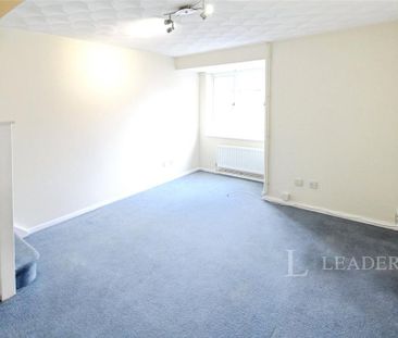 2 bedroom terraced house to rent - Photo 2