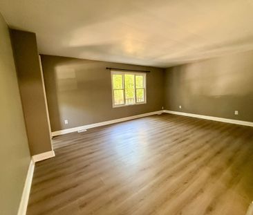 For Lease - 363 Ashland Avenue Unit# #1, London East, Ontario - Photo 1