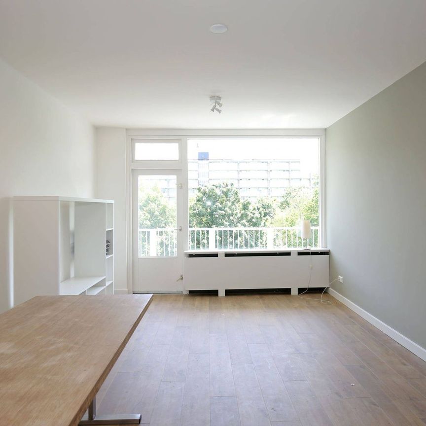 Appartement te huur: Hoogoord 105 1102 CE Amsterdam - Photo 1