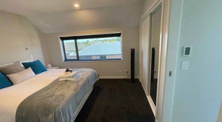 Executive large townhouse in the heart of Richmond - Photo 3