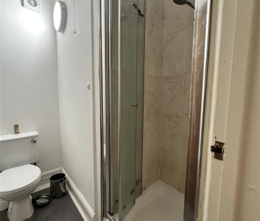 1 bedroom flat to rent - Photo 6