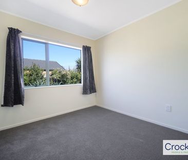 Charming 3-Bedroom Home in Henderson – 30 Kona Crescent - Photo 2