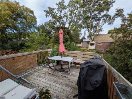 For Lease - 255 Indian Road Unit# 2nd Floor Unit, Toronto, Ontario - Photo 2