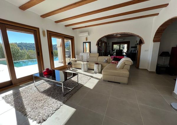 3 Bed Luxury Villa Moraira – Long Term