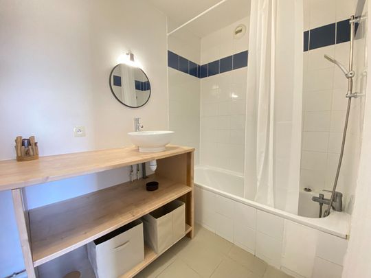 Appartement meublé Saint Pierre du Mont 2 pièces 44.98 m2, - Photo 1