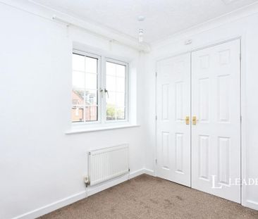 2 bedroom terraced house to rent - Photo 2