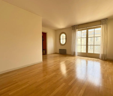Location Appartement 2 pièces 47m² LILLE 59000 - Photo 3