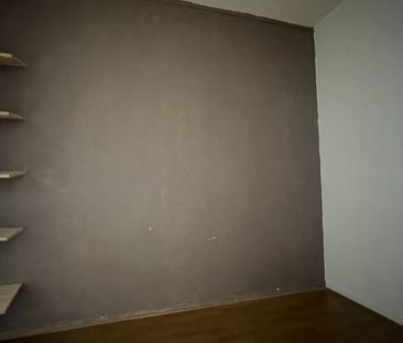 À louer à Avallon, charmant appartement au quatrième étage d'une ré... - Photo 2