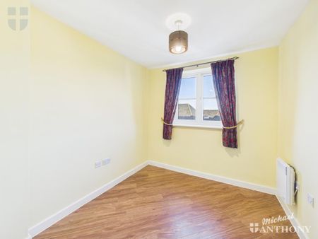 2 bedroom flat to rent - Photo 2