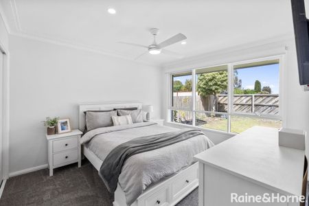 Renovated Beautiful Home! - Photo 4