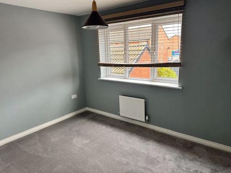 3 bedroom detached house to rent - Photo 3