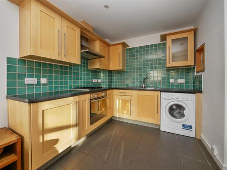 Apt 1 Carolan Place 45 Rossmore Drive, Ormeau Road, - Photo 5