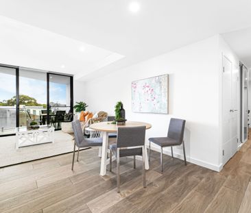 Contemporary Two-Bedroom Apartment with East-West Transparency loca... - Photo 4