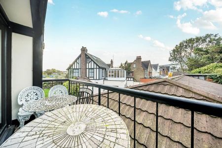 2 bedroom semi-detached house to rent - Photo 4