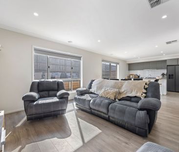 20 Revelstoke Way, Winter Valley - Photo 3