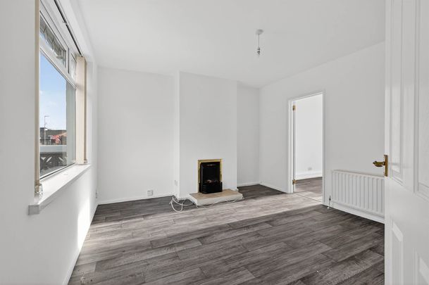 29 Fernagh Road, NEWTOWNABBEY, BT37 0DF - Photo 1