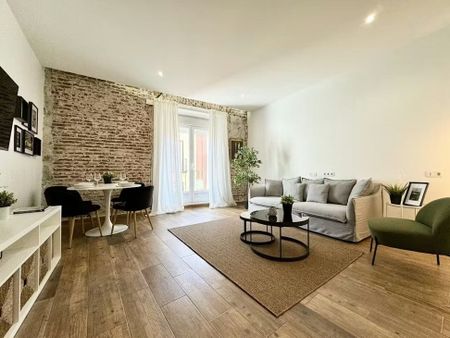 Calle de Hortaleza, Madrid, Community of Madrid 28004 - Photo 4