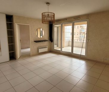 Location Appartement 2 pièces 48m² AIX EN PROVENCE 13100 - Photo 2