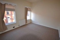 2 bed House - Terraced for Rent - Photo 4
