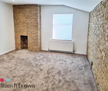 London Road, Grays - Photo 1