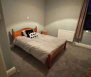 Mount Gould Road Room 3 - Photo 1