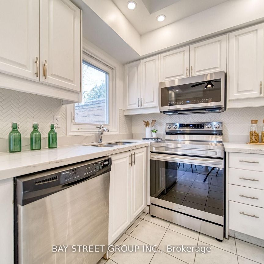 For Lease - 228 Shuter Street, Toronto, Ontario - Photo 1