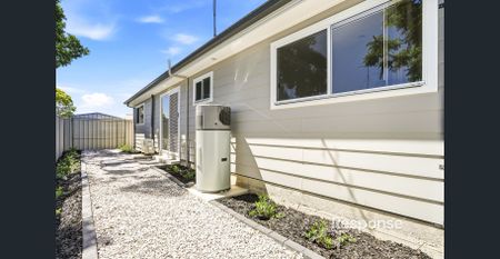 Brand New! Stylish 2-Bedroom Granny Flat in Prime St Clair Location - Photo 5