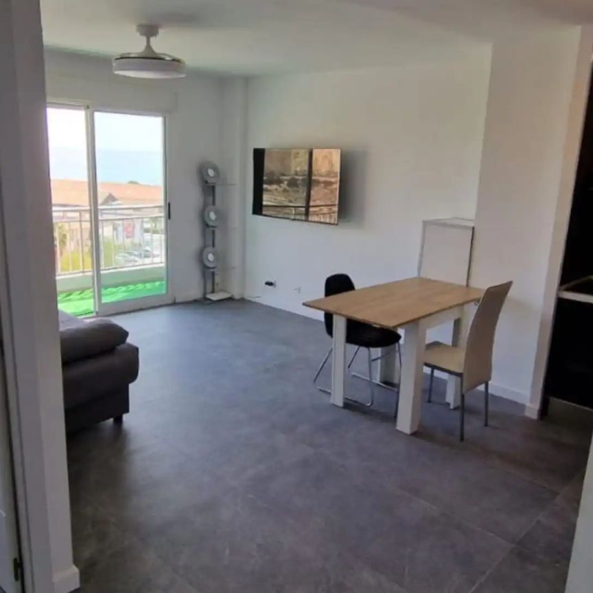 Piso de alquiler en Avinguda de Dénia, 9, Raval Roig - Virgen del Socorro - Foto 1