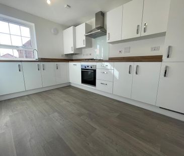 3 bedroom detached house to rent - Photo 4