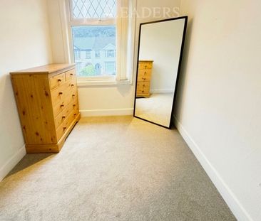 3 bedroom terraced house to rent - Photo 6