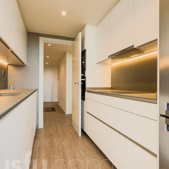 3 room luxury Flat for rent in Barcelona, Catalonia - Photo 1