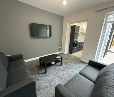 Melbourne Street, Fulford - P10887 - Photo 3