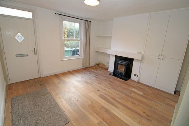 2 bedroom terraced house to rent - Photo 1