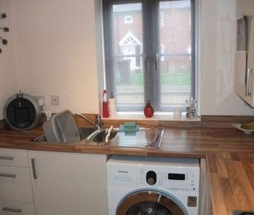 2 bedroom terraced house to rent - Photo 5