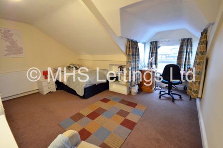 7 Bedroom Mid Terraced House for rent in St. Michaels Road - Photo 3