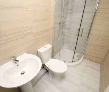 Paragon Street, HU1 - Photo 3