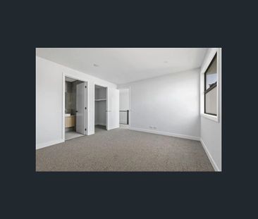 Exceptional Quality Home - Photo 1