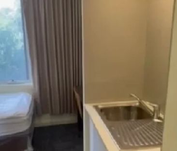 66 Wellington Road, Melbourne - Photo 1