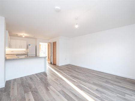 2 bedroom terraced house to rent - Photo 2