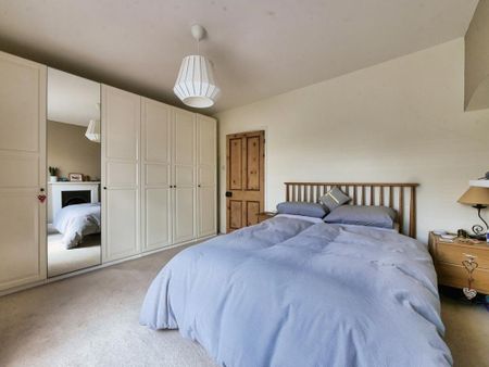 3 bedroom terraced house to rent - Photo 5