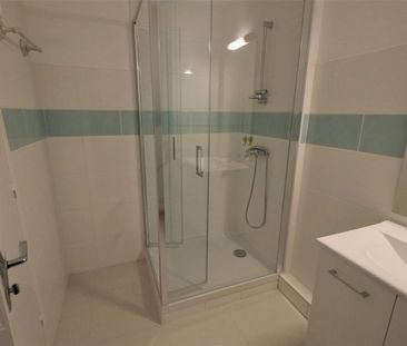 🔥 F2 rénové – 52 m² – Chauffage & eau chaude collectifs – Centre de... - Photo 6