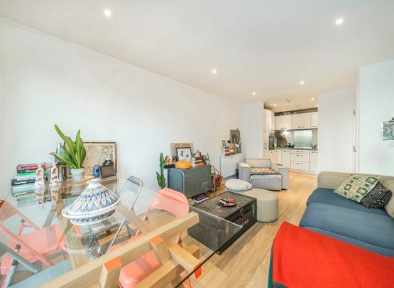 Atkins Square - Photo 1