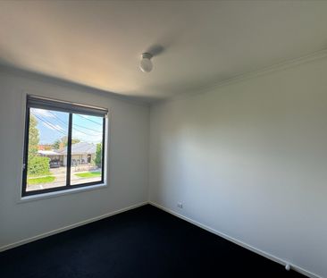 3/76-80 Parer Road, Airport West VIC 3042 - Photo 5